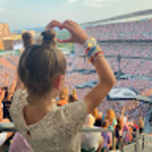 Meet your Posher, Finley